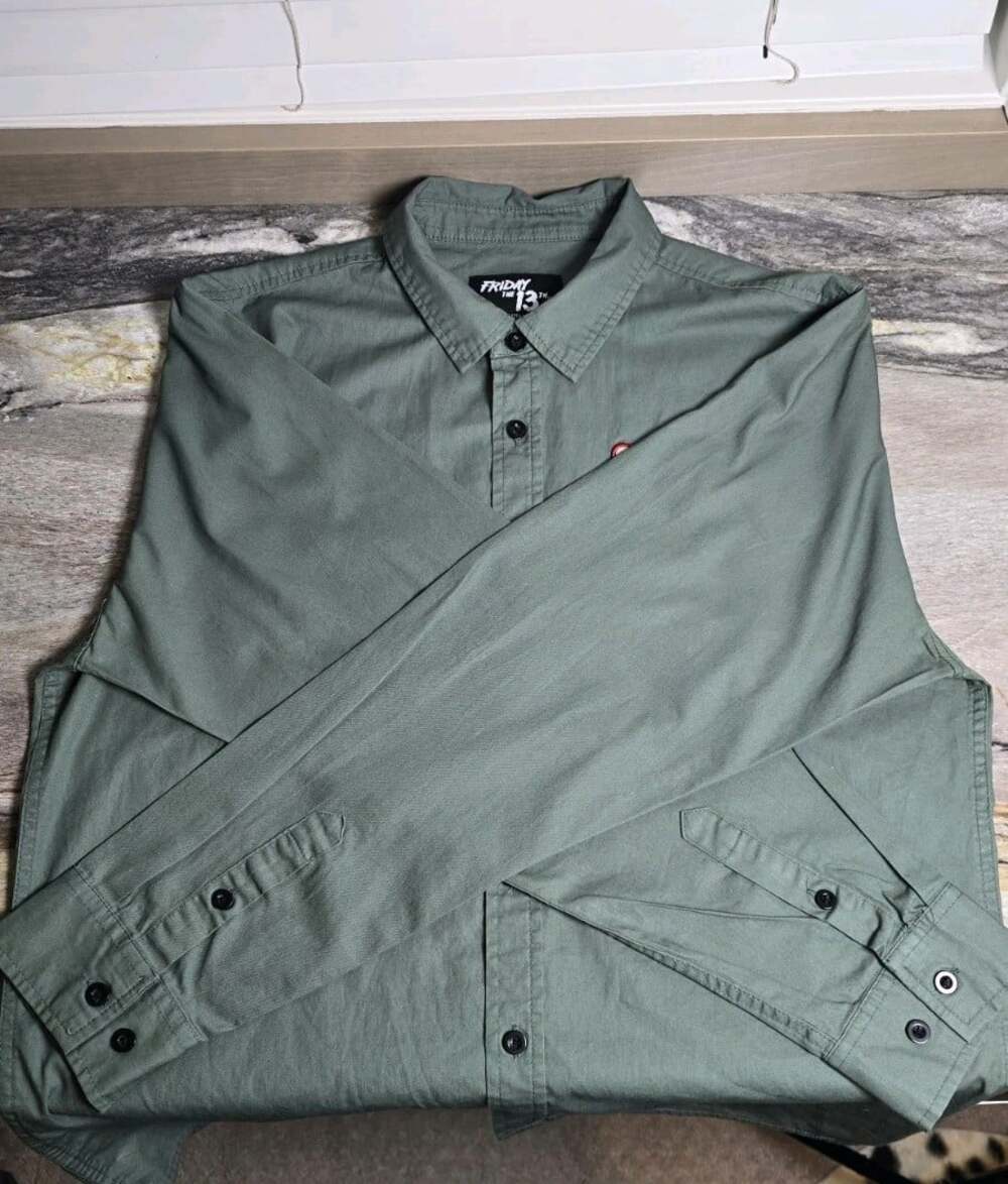 Friday the 13th Jason Voorhees Camp Crystal Lake Work Shirt Men’s Large Green - Picture 3 of 11